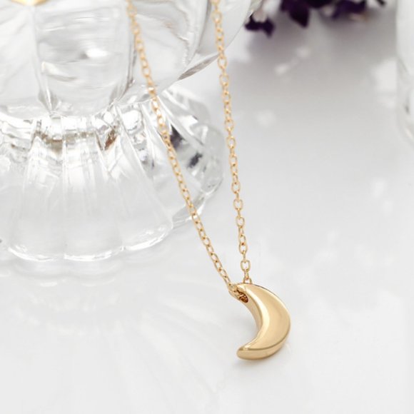 Moon Choker Necklace (Gold) - Picture 4 of 7